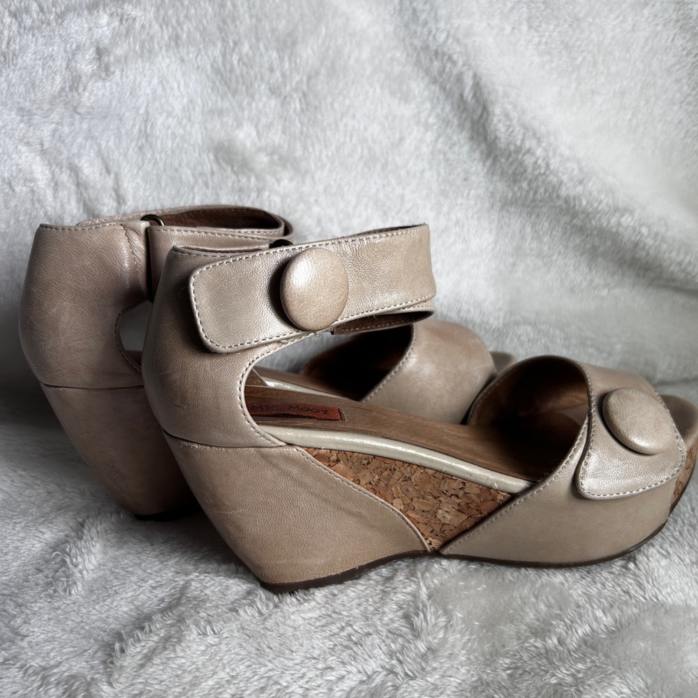 Miz Mooz Metallic Taupe Wedge Sandals with Button Accents - Picture 4 of 9